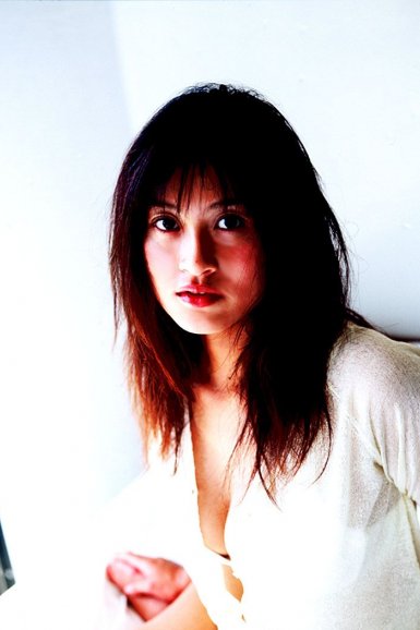 秦昊求婚伊能静成功   烟火下浪漫拥吻-kaiyun.com(图2)